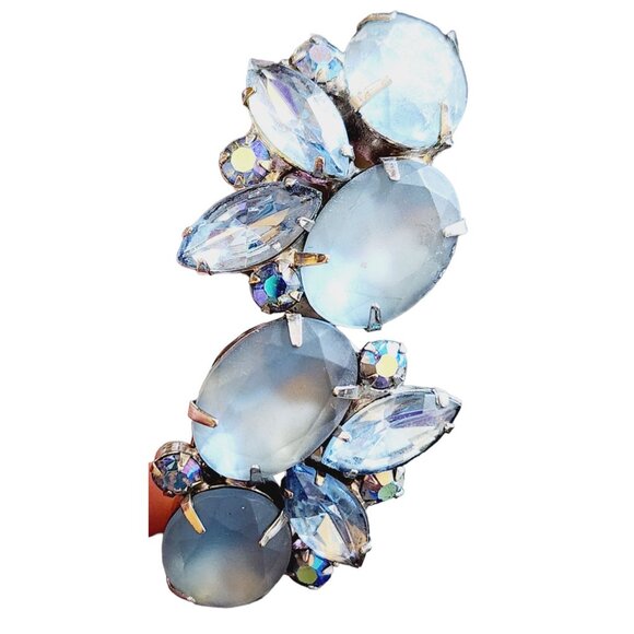 Vintage Frosted Glass Rhinestone Clamper Bracelet (A1722) - Picture 2 of 5